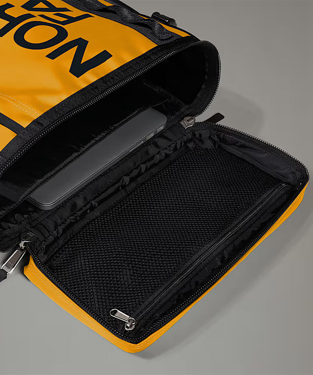 Mochila Base Camp FuseBox, Amarillo